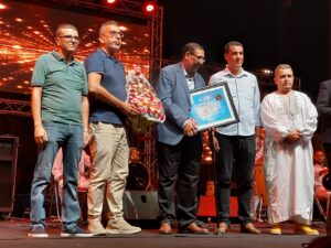 Tiznit.      hommage vivifiant et populaire à Ahmed Rachid Elallami, au festival Timizart d’argent.