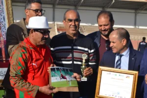 Agadir : El Mustapha Oumchich offre pour le journal « Agadir 24 » le Prix de la meilleure photo sportive pour l’année 2024